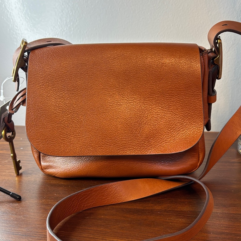 Fossil Carmel Brown Leather Crossbody Bag